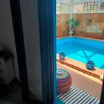 Rosa Meravigliosa Con Piscina Interna *