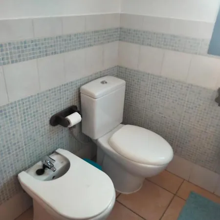 Rosa Meravigliosa Con Piscina Interna וילה קורלחו