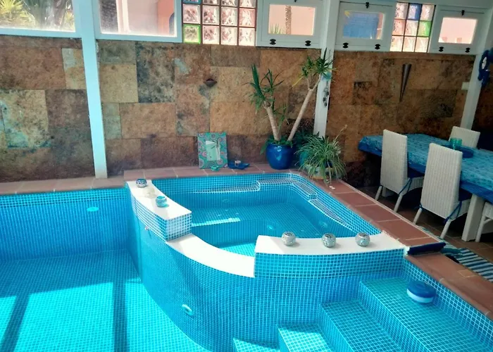 Rosa Meravigliosa Con Piscina Interna Villa *